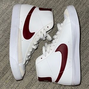 Worn once, cute nike blazers. Maroon/White